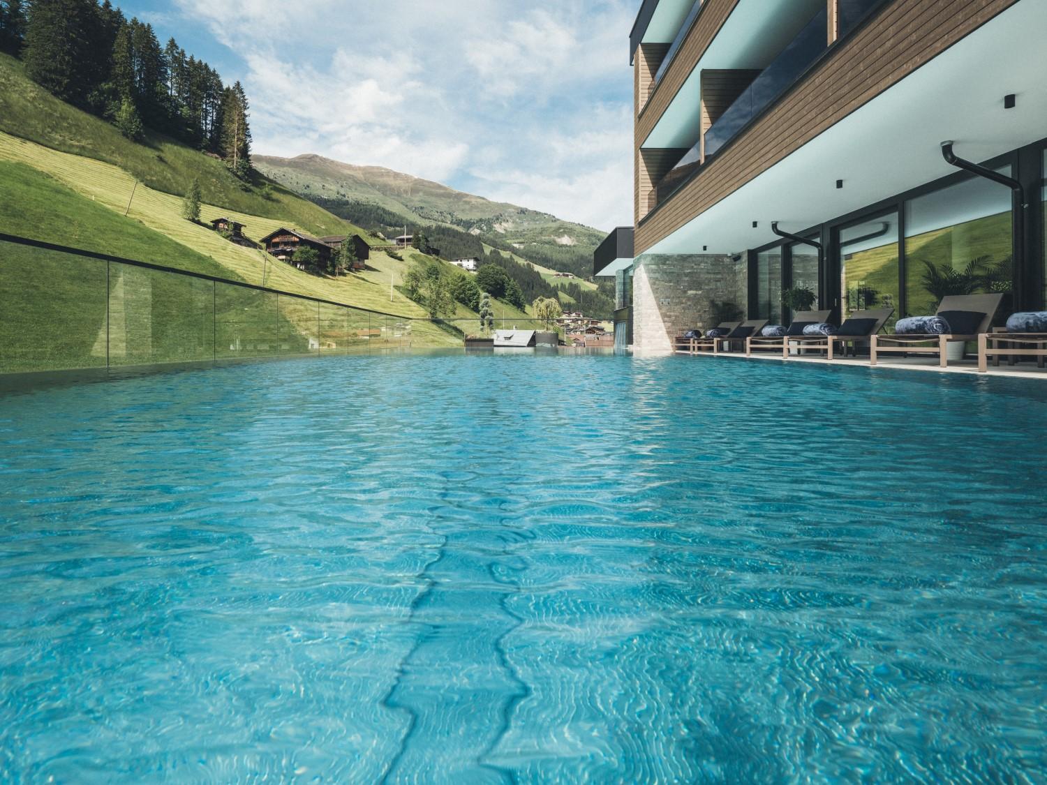 Hotel Tirolerhof 4 Sterne Superior Tux Eksteriør bilde