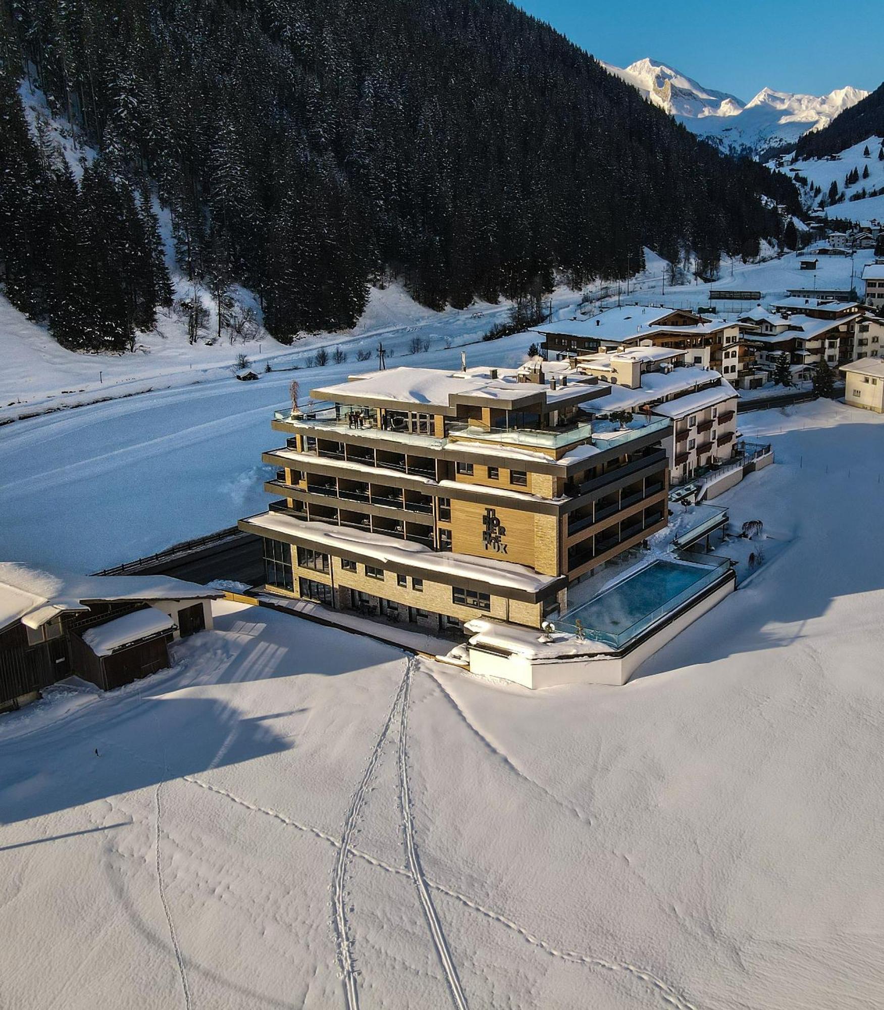 Hotel Tirolerhof 4 Sterne Superior Tux Eksteriør bilde